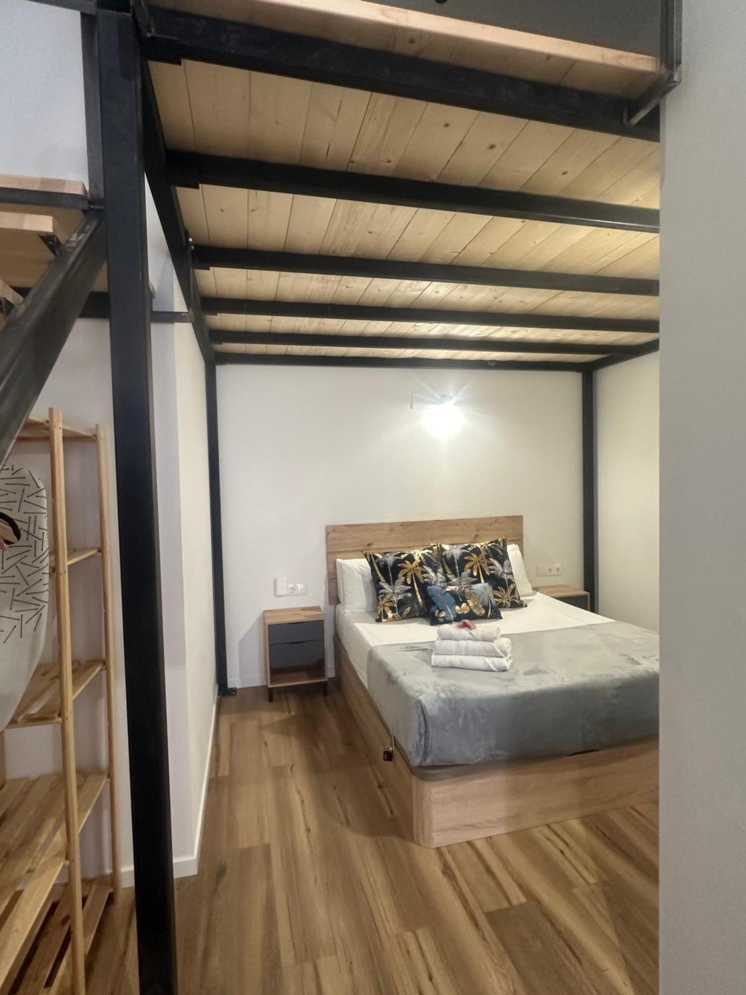 Portobeach Valencia Suites Экстерьер фото