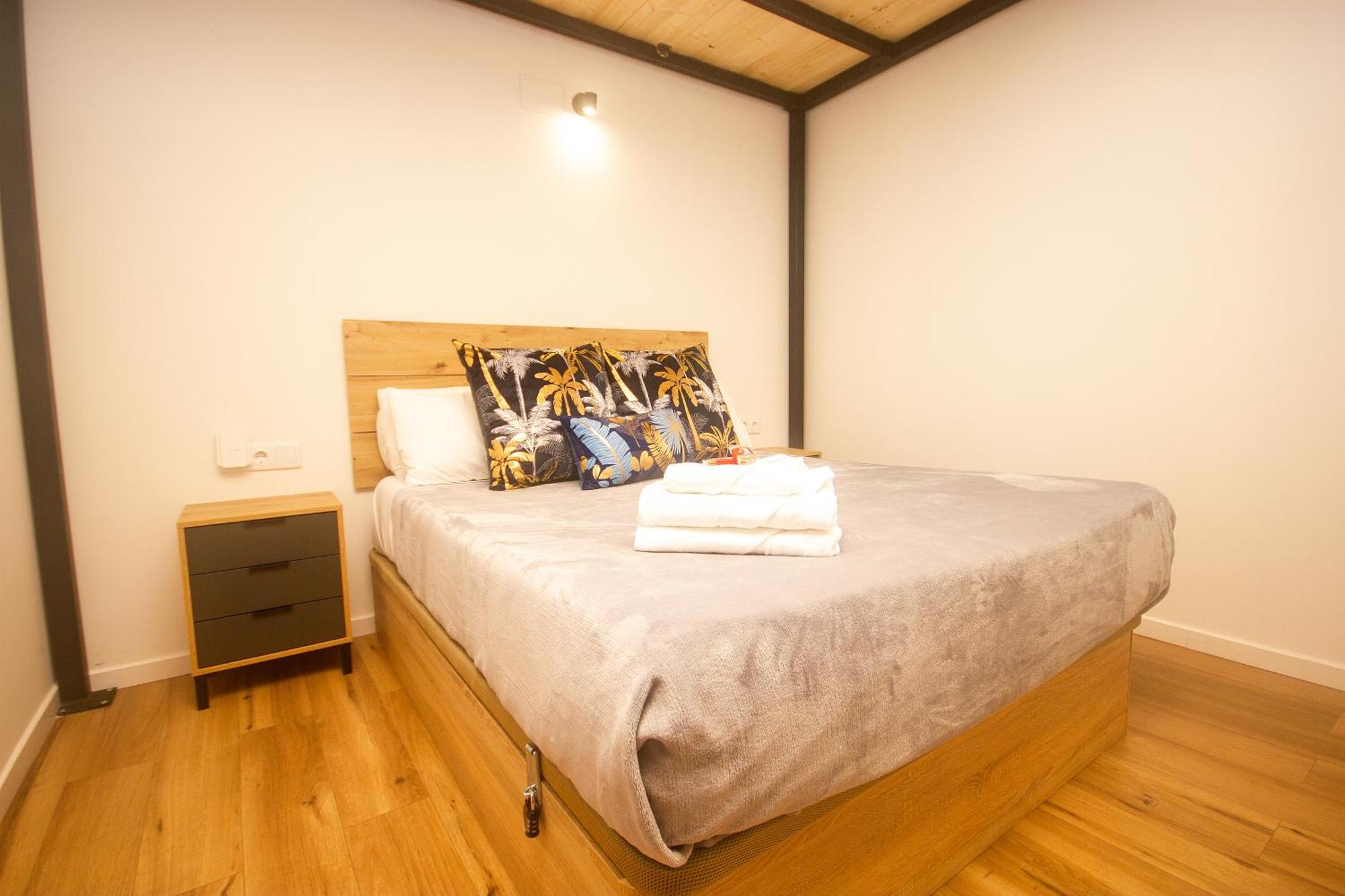 Portobeach Valencia Suites Экстерьер фото