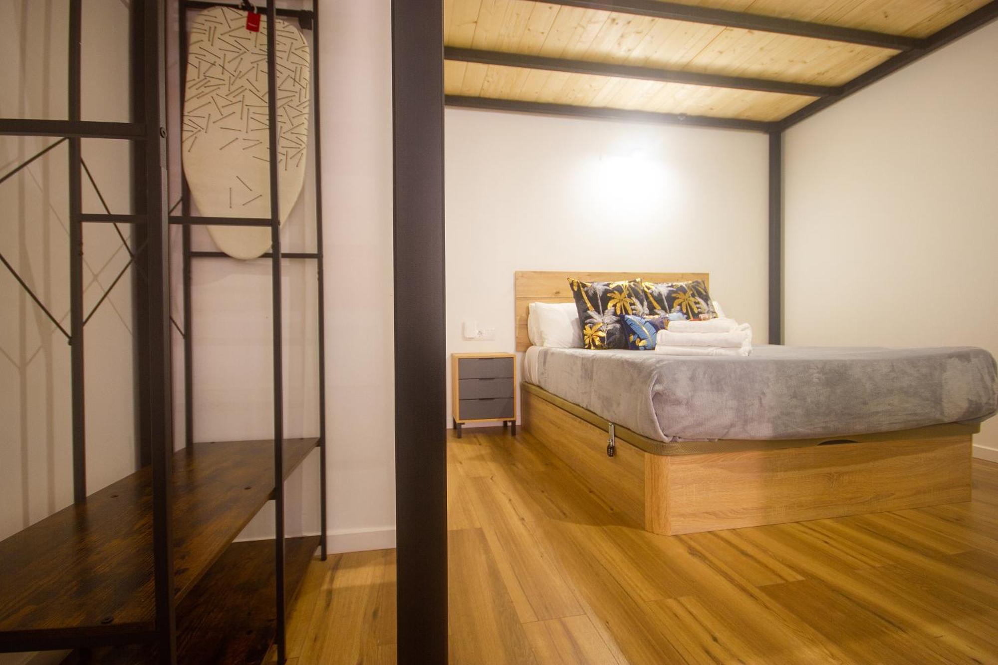 Portobeach Valencia Suites Экстерьер фото
