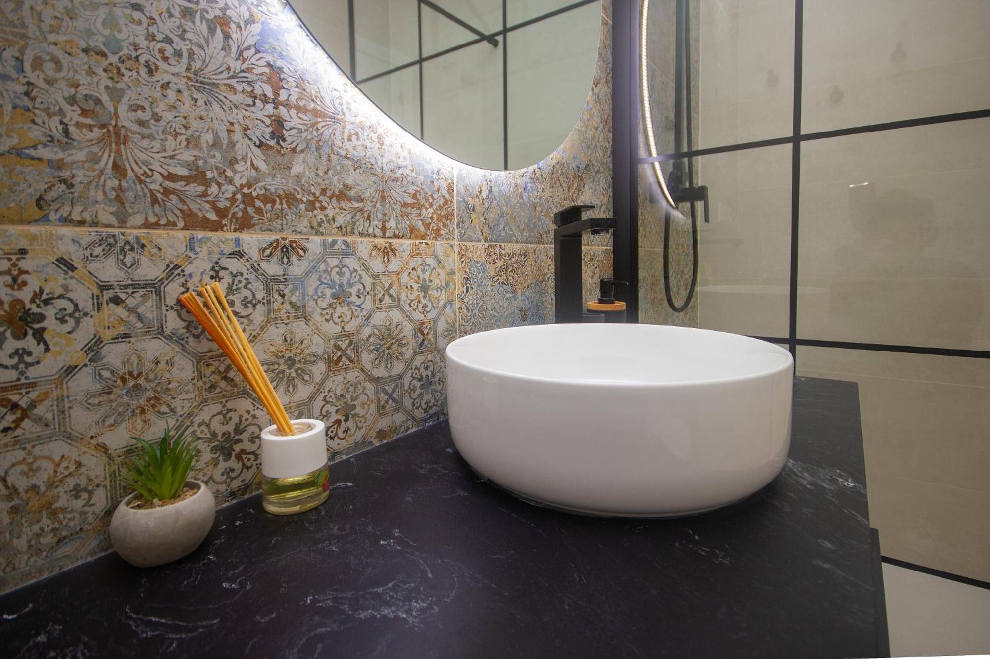 Portobeach Valencia Suites Экстерьер фото