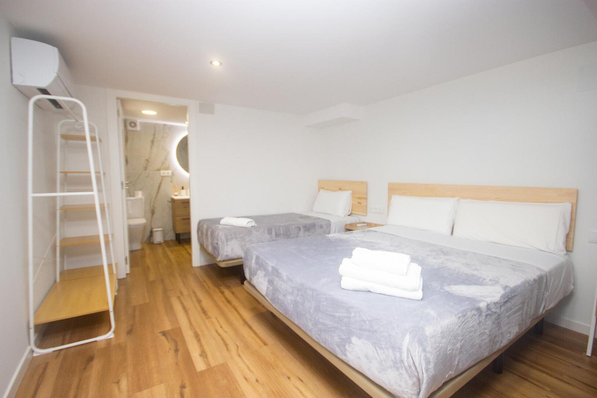 Portobeach Valencia Suites Экстерьер фото