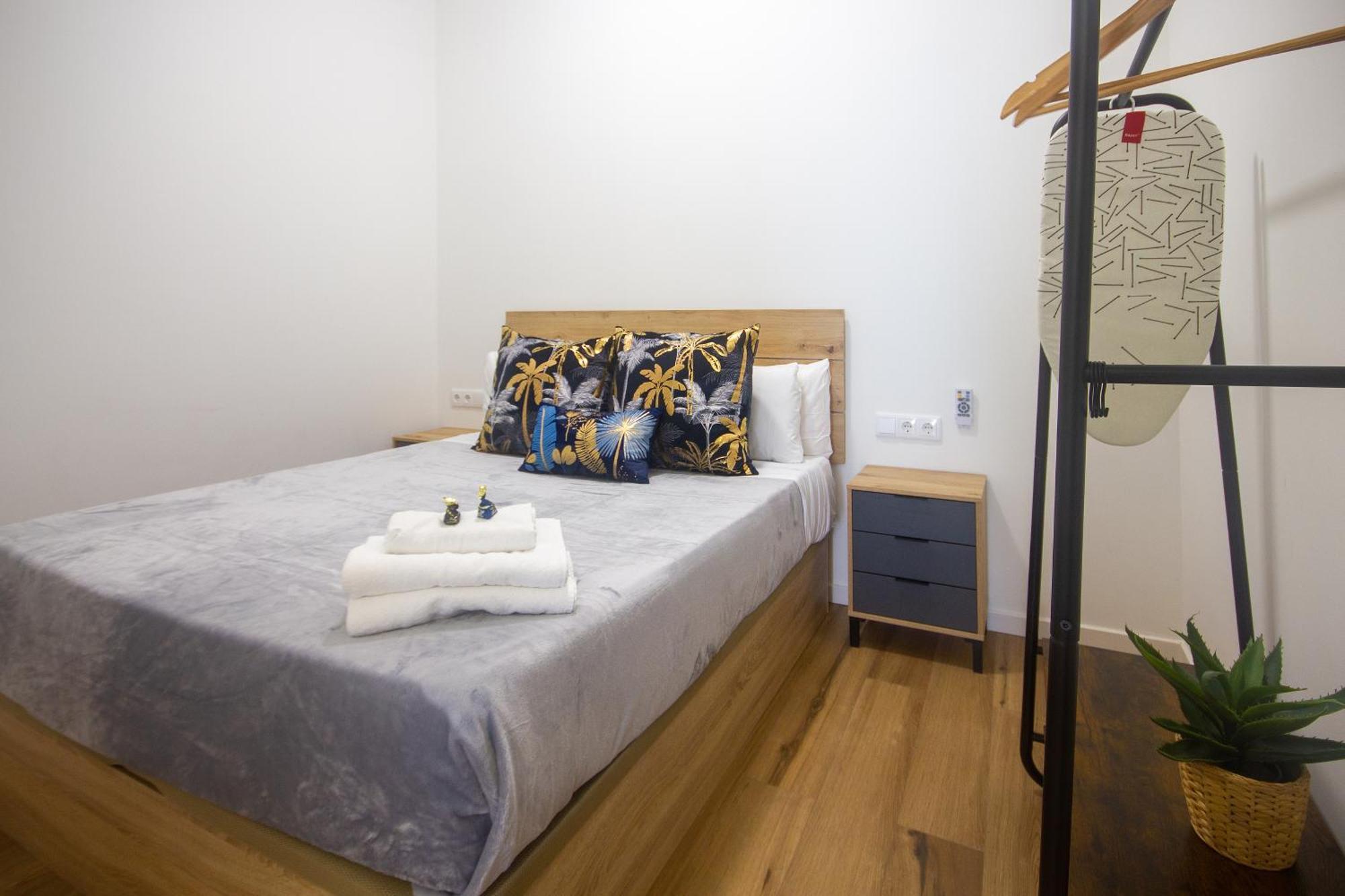 Portobeach Valencia Suites Экстерьер фото