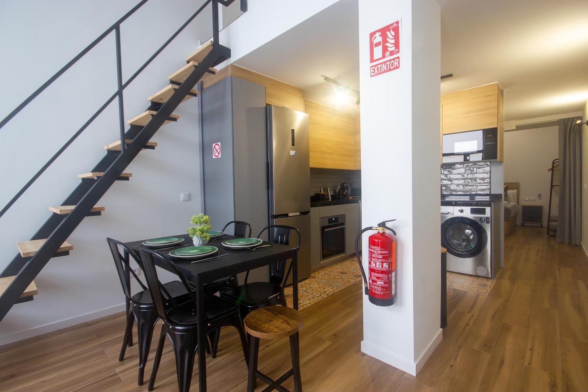 Portobeach Valencia Suites Экстерьер фото